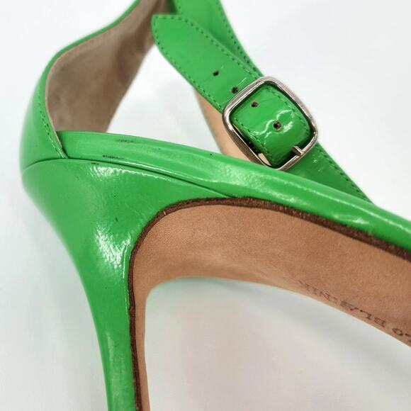 Manolo Blahnik Green Patent Leather Ankle Strap Sandals 37.5 (US 7–7.5) - Picture 16 of 16